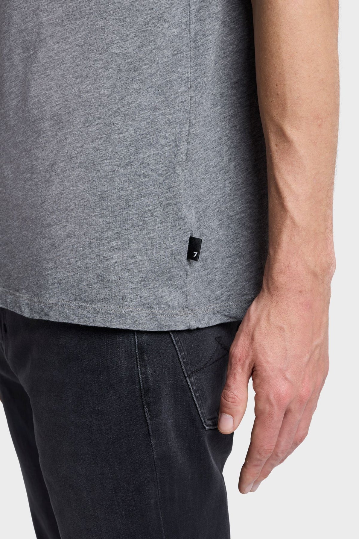 Playera Hombre Featherweight Tee | 7 for all mankind