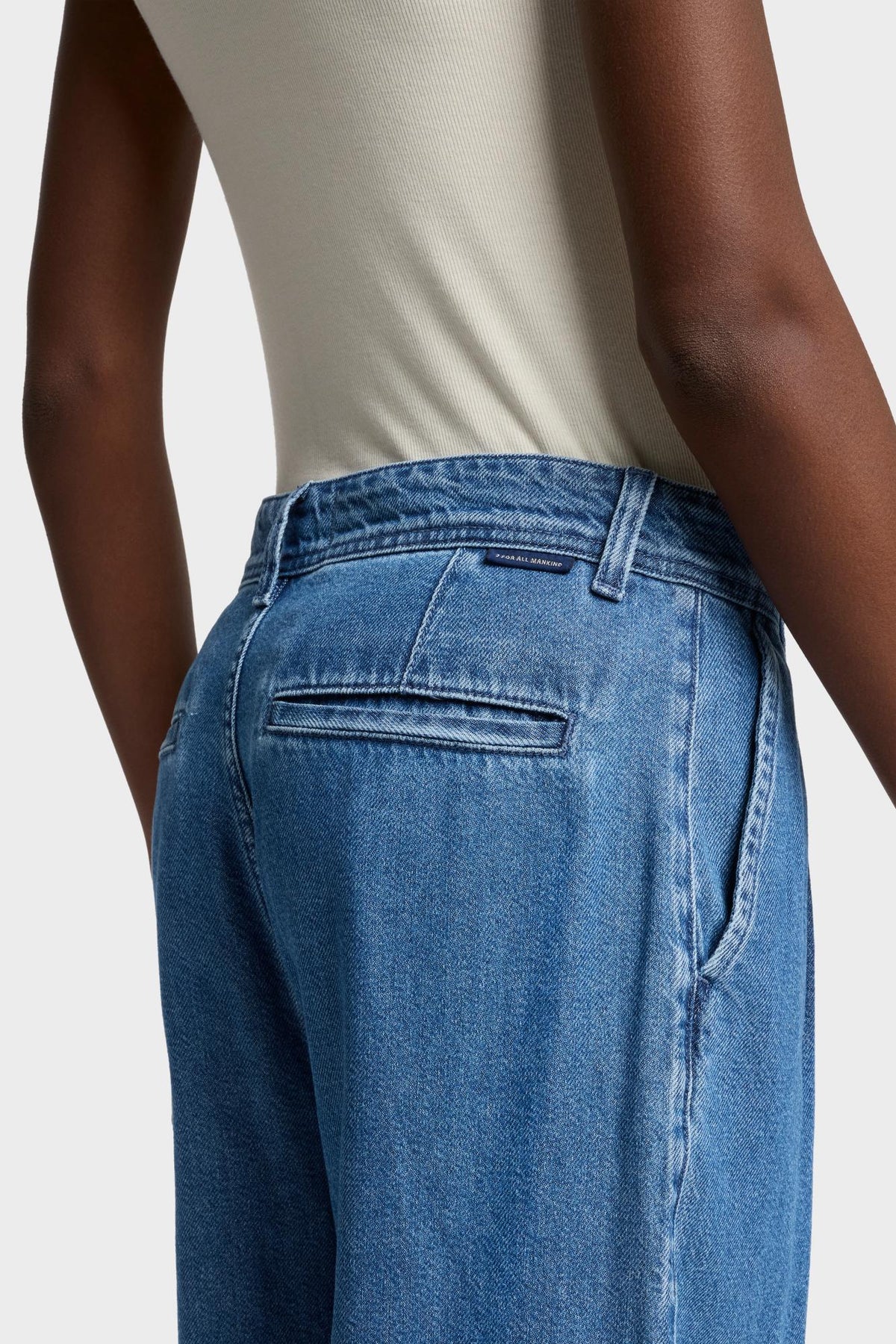 Pantalón Mujer Weightless Pleated Trouser | 7 for all mankind