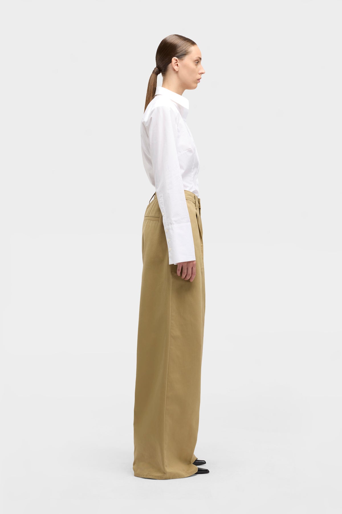 Pantalón de Mujer Comfort Twill Pleated Wide Leg Trouser | 7 for all mankind