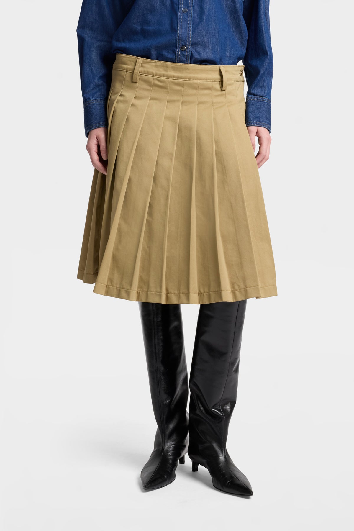 Falda Mujer Comfort Twill Pleated Midi Skirt | 7 for all mankind